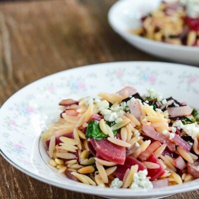 Beet and Blue Cheese Orzo Salad is a light, healthy and delicious summer salad recipe | ahealthylifeforme.com