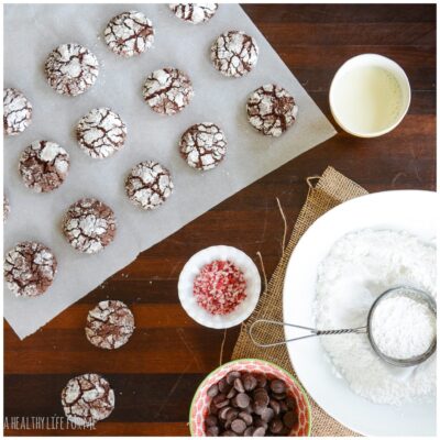 Chocolate Peppermint Crinkle Cookie Recipe | ahealthylifeforme.com