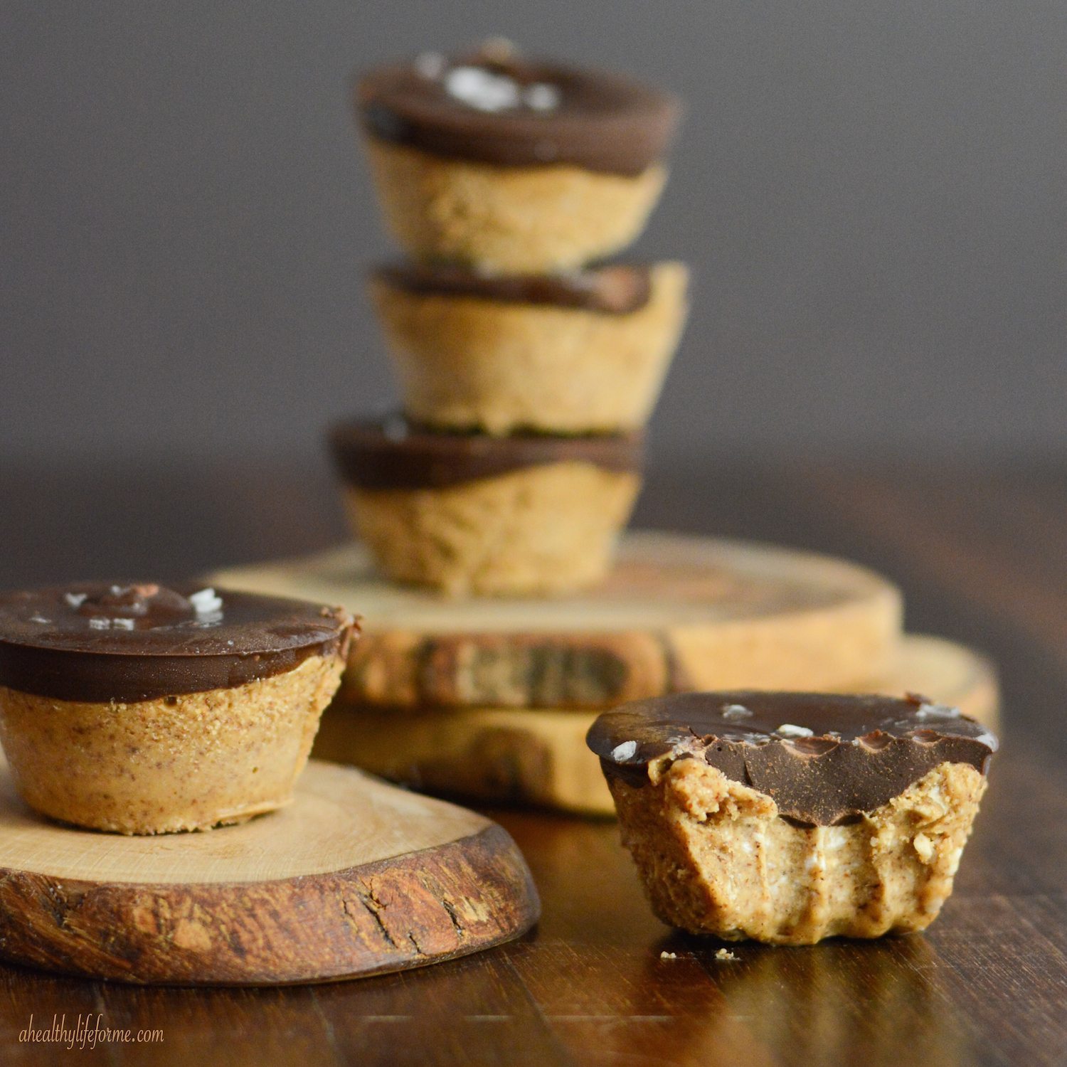 almond butter chocolate cups_1