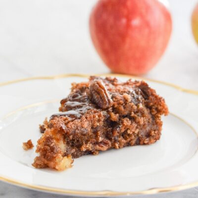 Gluten Free Apple Pecan Cake is ooey gooey deliciousness. Loaded with fresh apples, pecans and sweetened with pure maple syrup | ahealthylifeforme.com