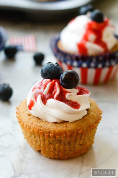 Paleo Red White Blue Cupcake are the prettiest little cupcakes to celebrate the summer holidays | ahealthylifeforme.com