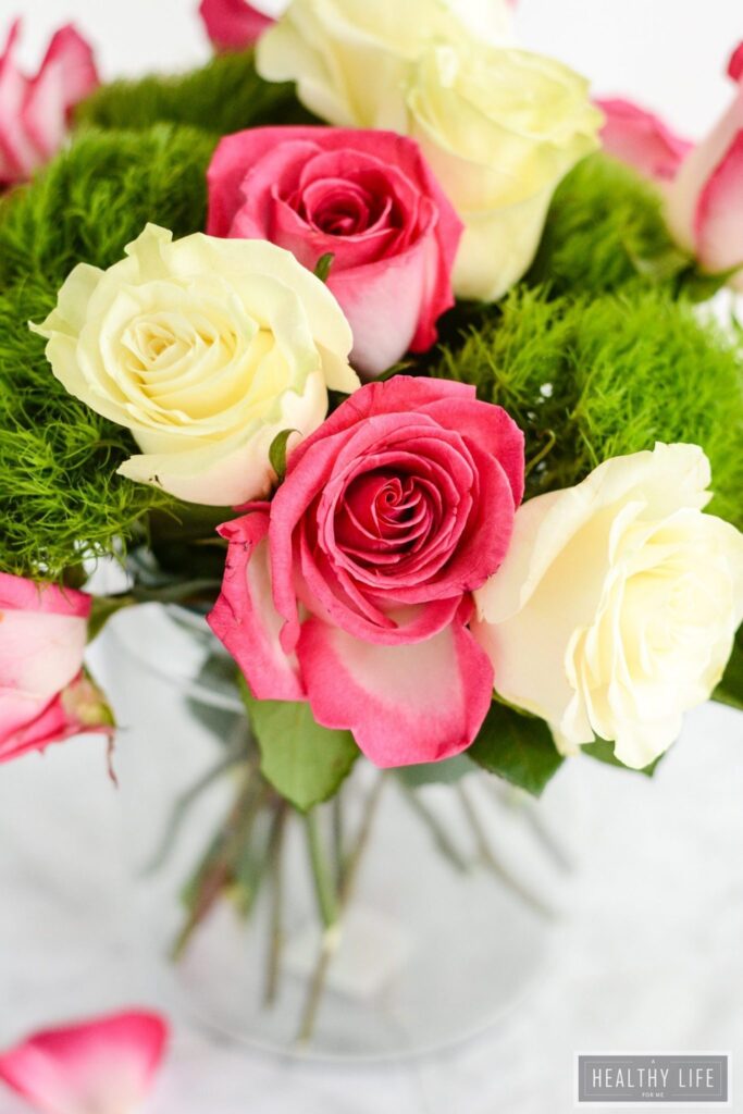 These simple DIY Rose Centerpieces are perfect for your next party celebration and they are made with 100% Rainforest sustainable Roses from Kroger | ahealthylifeforme.com