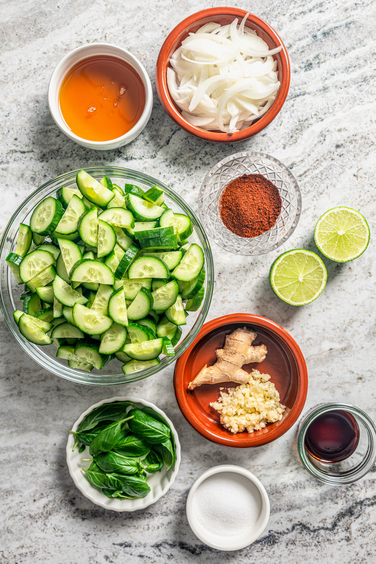 Ingredients for cucumber kimchi. 